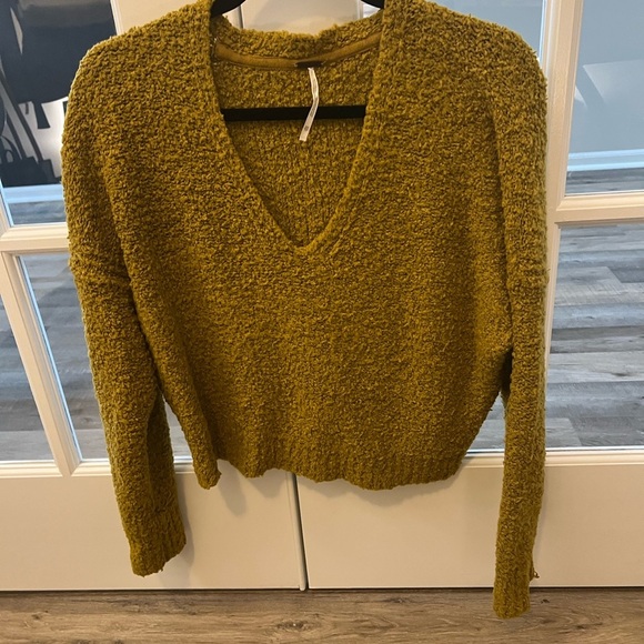 Free People Finders Keepers V neck sweater in Athens Moss Sz XS (oversized) EUC - Picture 3 of 9